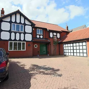  Guest house Chartwell Grove