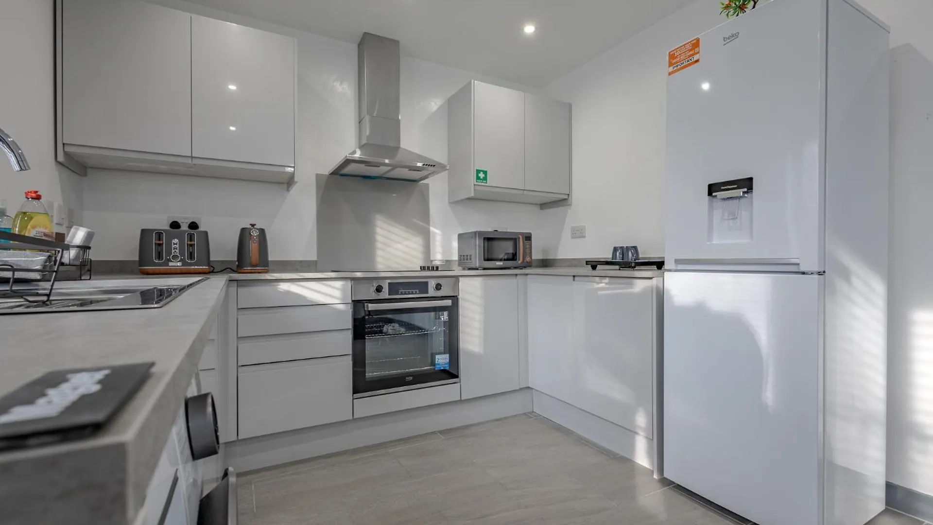 Premium Serviced Accommodation Rooms Nottingham - All With Ensuites Guest house