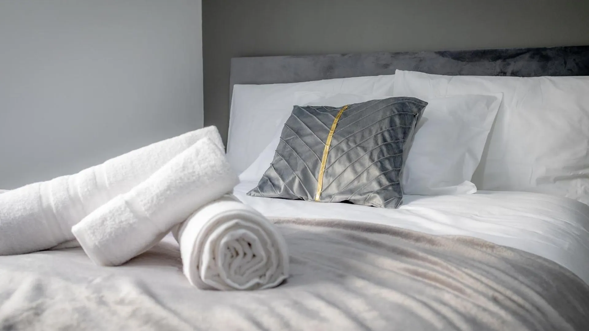 Guest house Premium Serviced Accommodation Rooms Nottingham - All With Ensuites United Kingdom